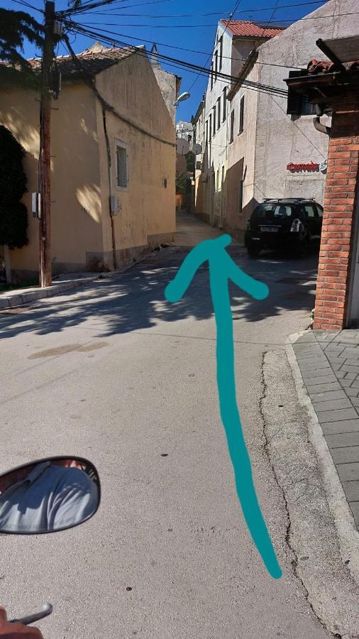 Apartman Kristina And Free Parking Mali Lošinj Eksteriør billede
