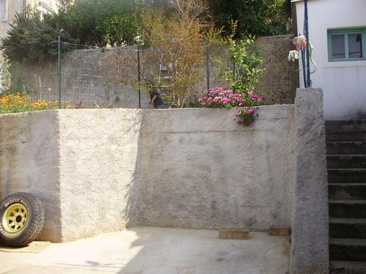 Apartman Kristina And Free Parking Mali Lošinj Eksteriør billede